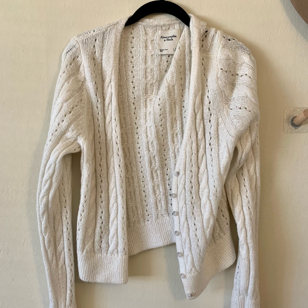 Cream Abercrombie & Fitch Button Up Cardigan